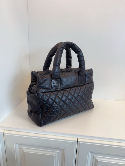 Vintage Chanel bag caviar leather black **cm