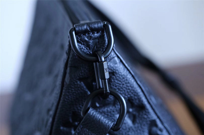 Franco Shops - Louis Vuittons  - 10419