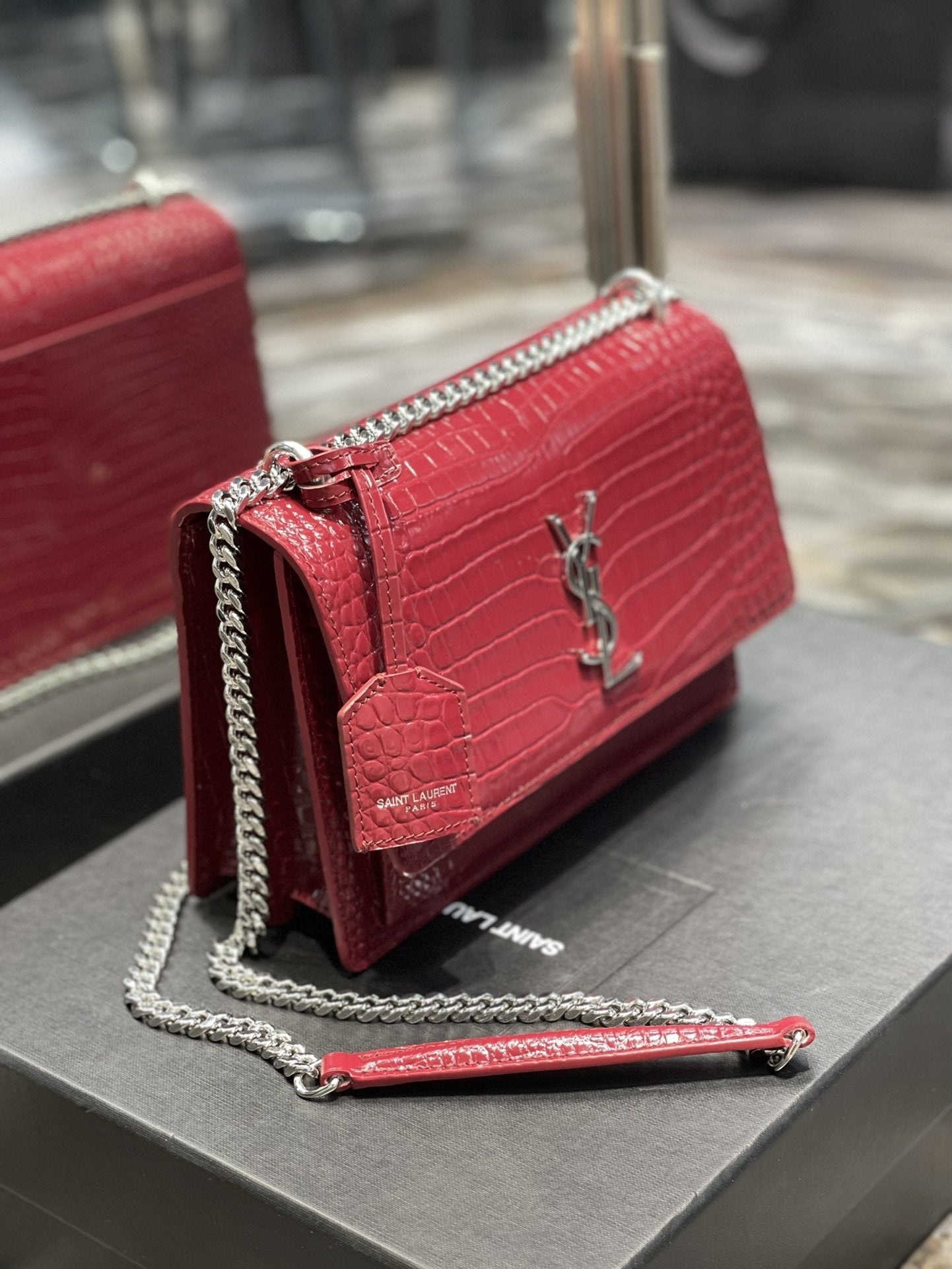 Yves Saint Laurent Sunset Medium Chain Bag Red