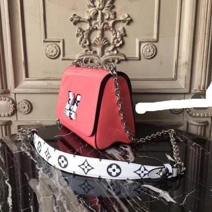 LV Twist PM Monogram Vernis Leather Rose Poudre