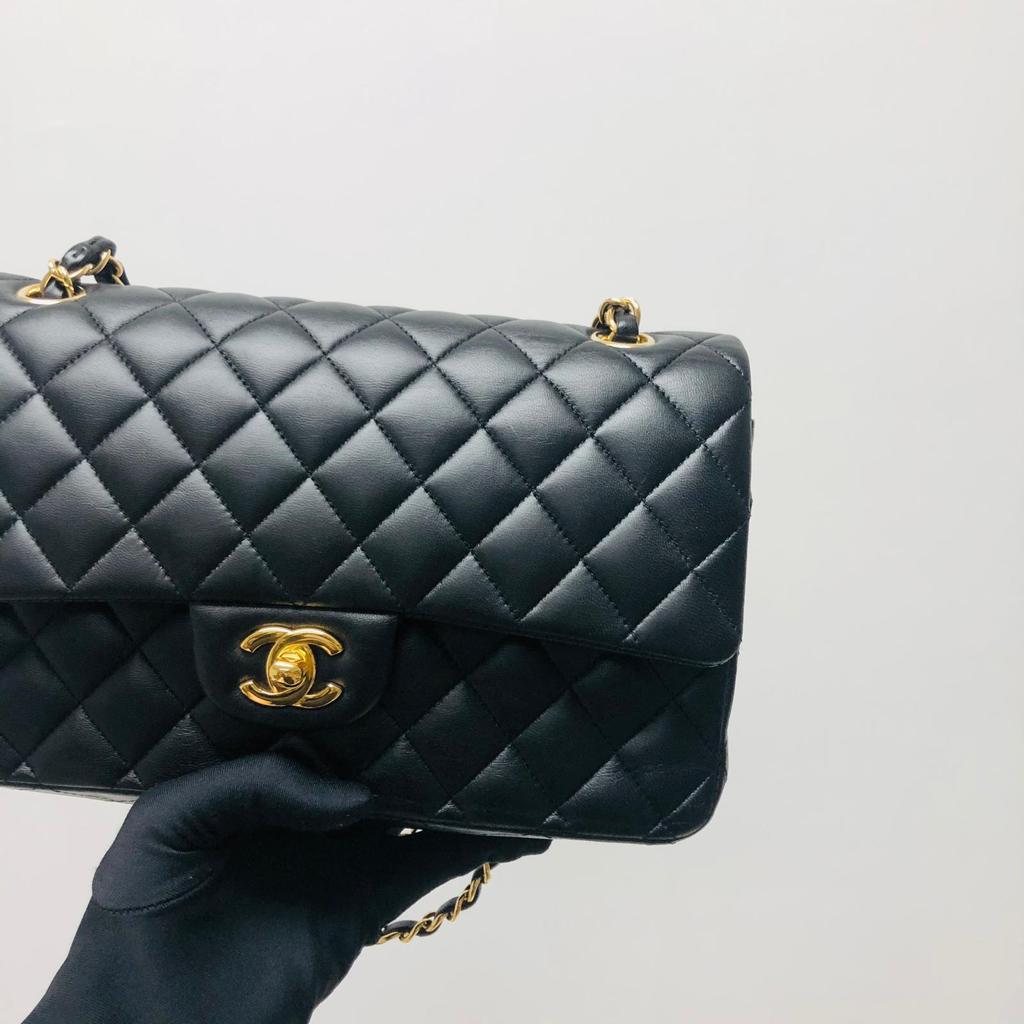 Classic Flap Black Medium Lambskin GHW