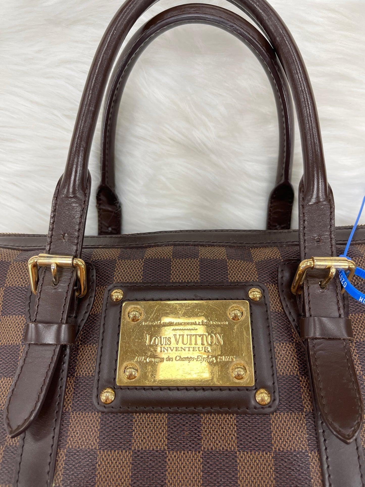 Handbag Luxury Designer By Louis Vuitton  Size: Medium