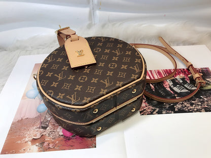Louis-Vuitton Petite Boîte Chapeau Monogram Canvas Crossbody Bag
