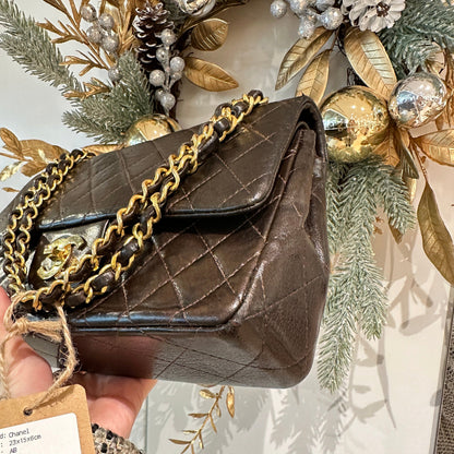 Chanel vintage class flap bag(brown)
