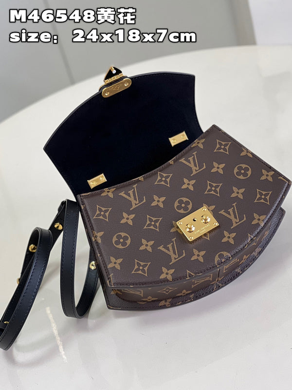 Franco Shops - Louis Vuittons  - 15772