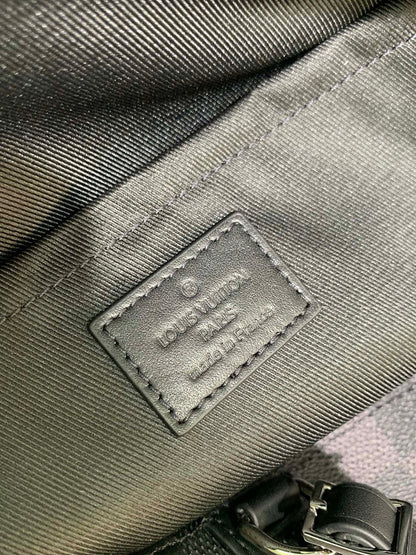 Franco Shops - Louis Vuittons  - 15502