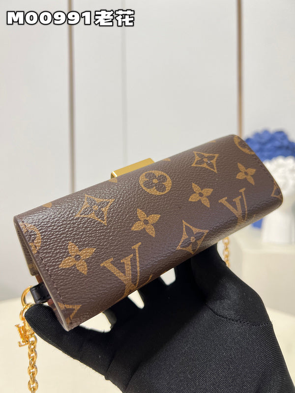 Franco Shops - Louis Vuittons  - 15610