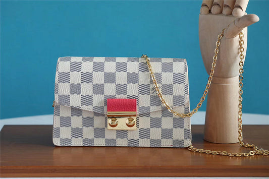 The Franco Shops - Louis Vuittons  - 7800