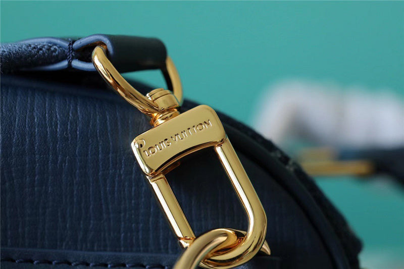 Franco Shops - Louis Vuittons  - 9441
