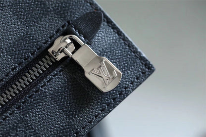 Franco Shops - Louis Vuittons  - 9864