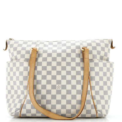 Totally Handbag Monogram Canvas MM