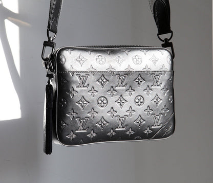 Franco Shops - Louis Vuittons  - 15782