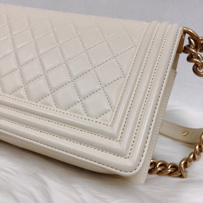 Old Medium Le Boy in Quilted Cream Calfskin with GHW