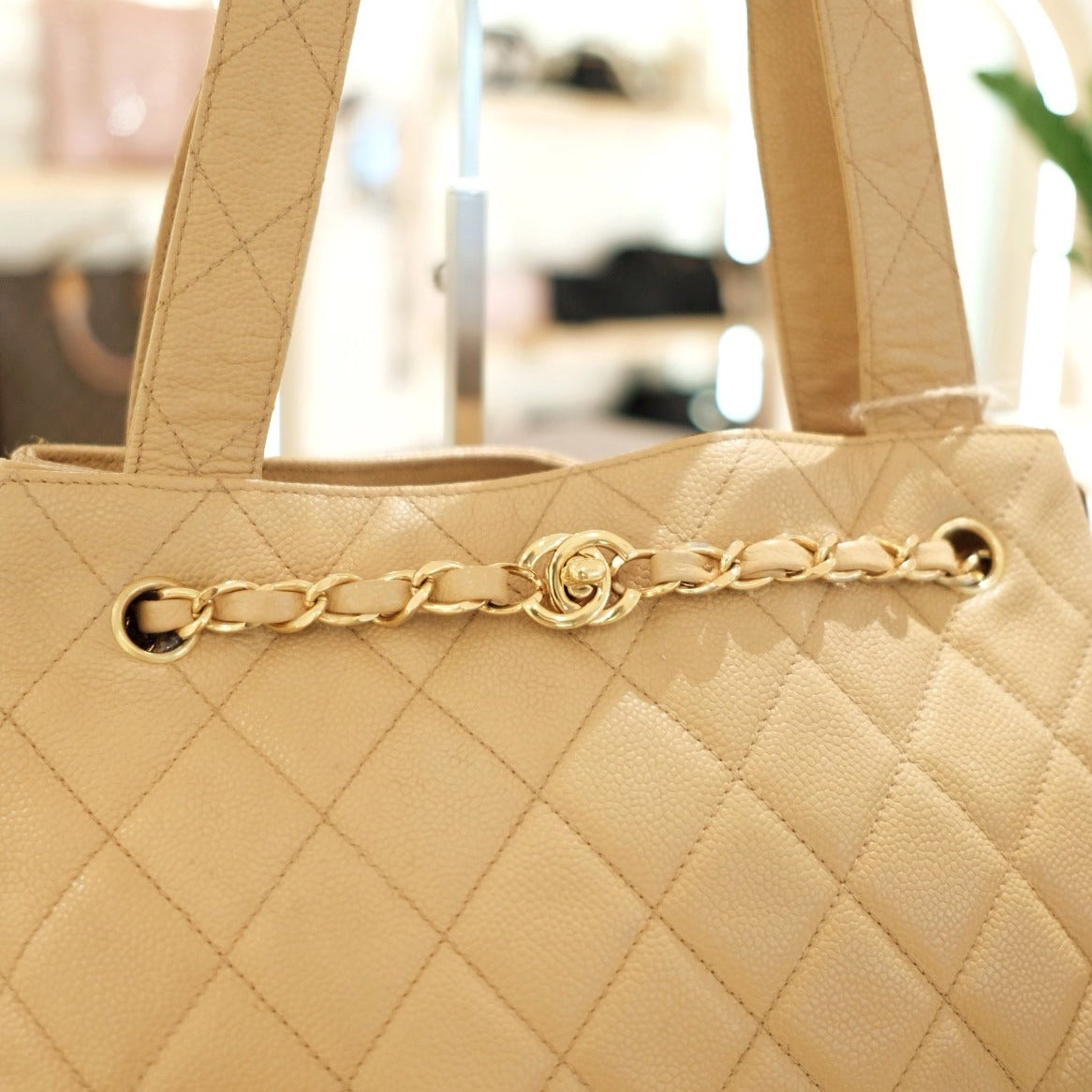 Chanel vintage cowhide tote bag