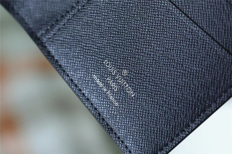 Franco Shops - Louis Vuittons  - 10652