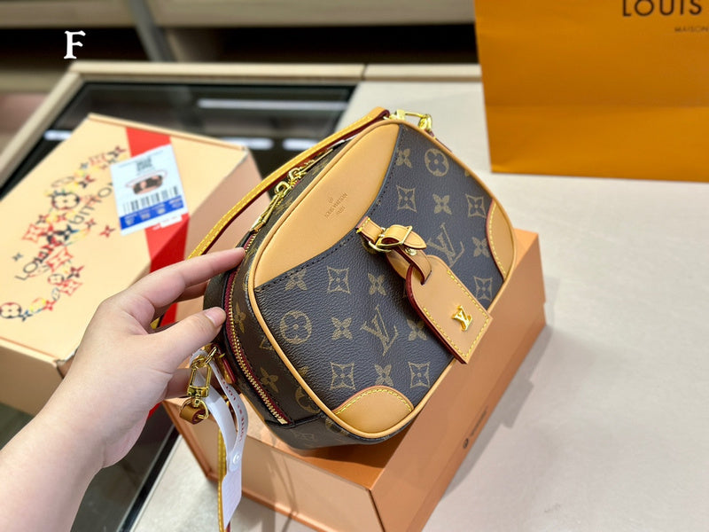 Franco Shops - Louis Vuittons  - 15035