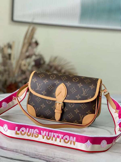 The Franco Shops - Louis Vuittons  - 12084