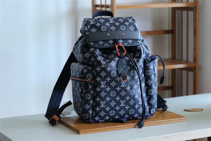 Franco Shops - Louis Vuittons  - 9778