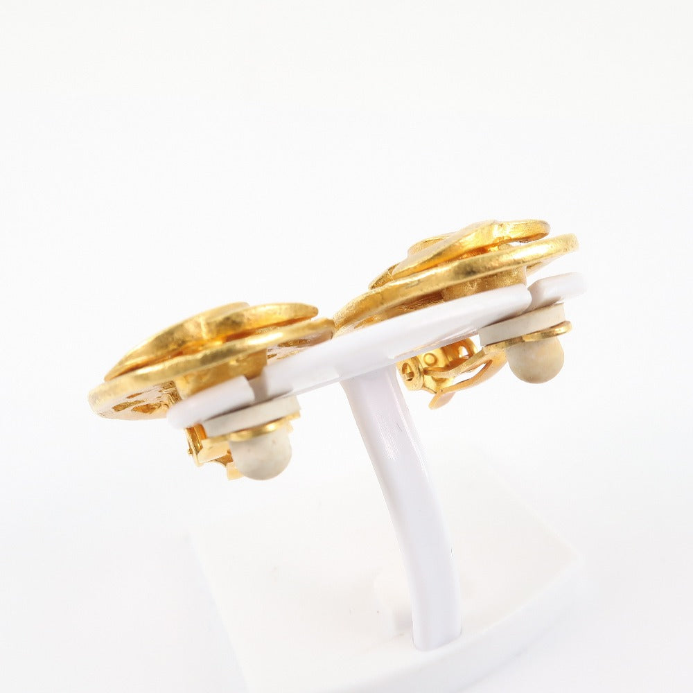 CHANEL Earring Plated Gold gold vintage Oval Women Used