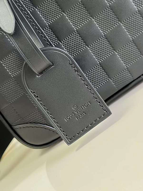 The Franco Shops - Louis Vuittons  - 12069