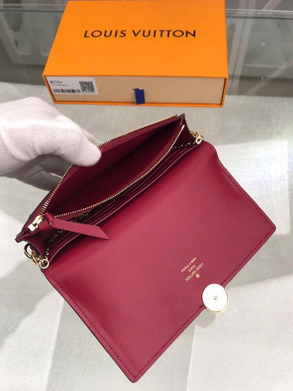 Franco Shops - Louis Vuittons  - 9173