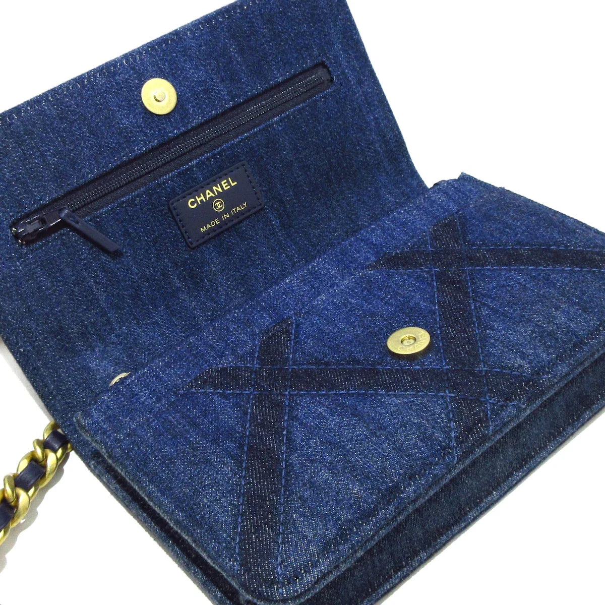 Chanel 19 Blue Navy Denim wallet on chain