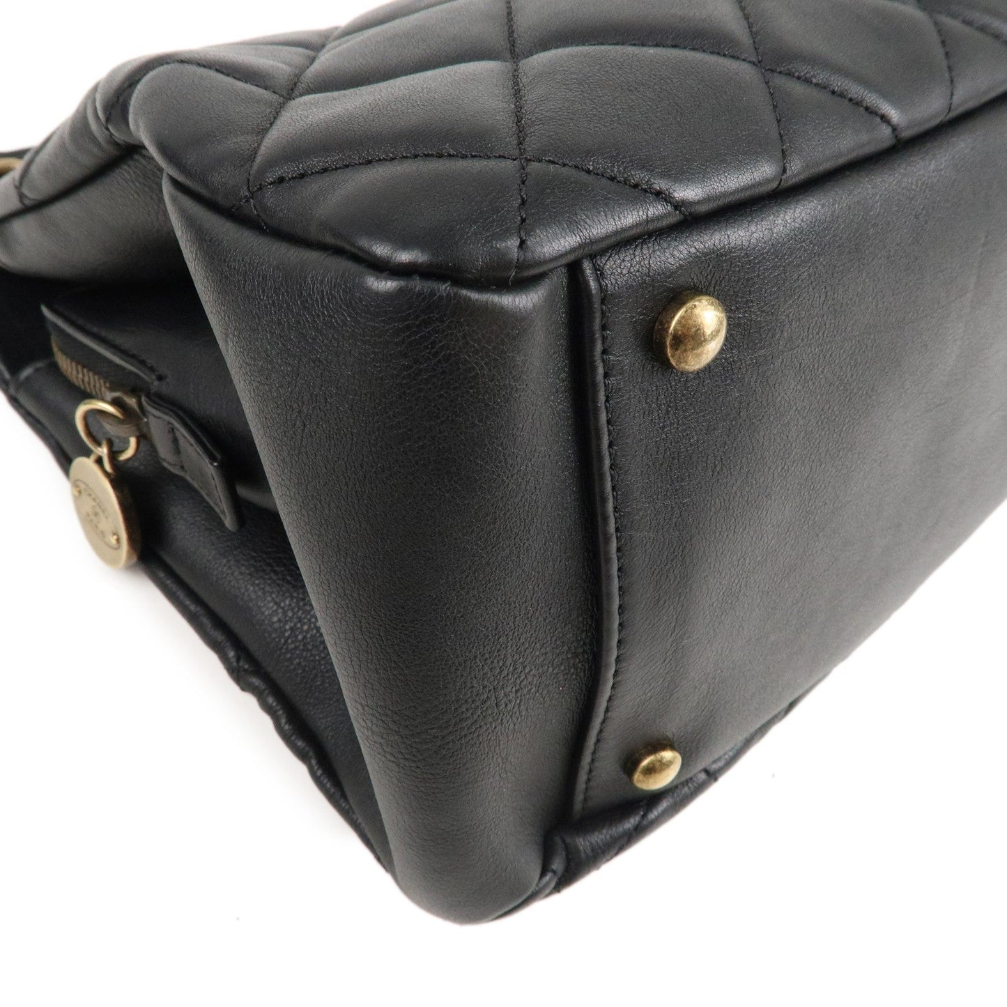 CHANEL Matelasse Lamb Skin Chain Shoulder Bag Black Vintage Gold