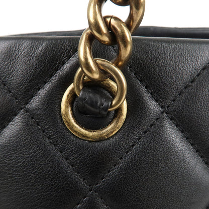 CHANEL Matelasse Lamb Skin Chain Shoulder Bag Black Vintage Gold