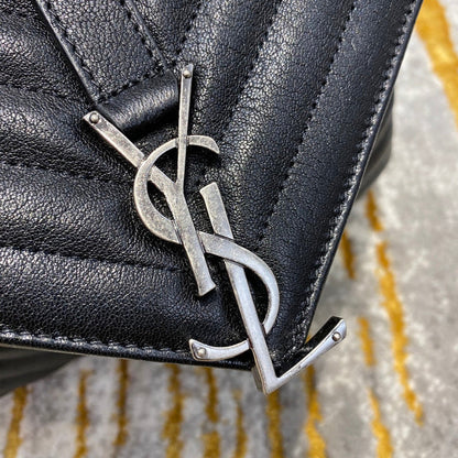Yves Saint Laurent - Bags   073