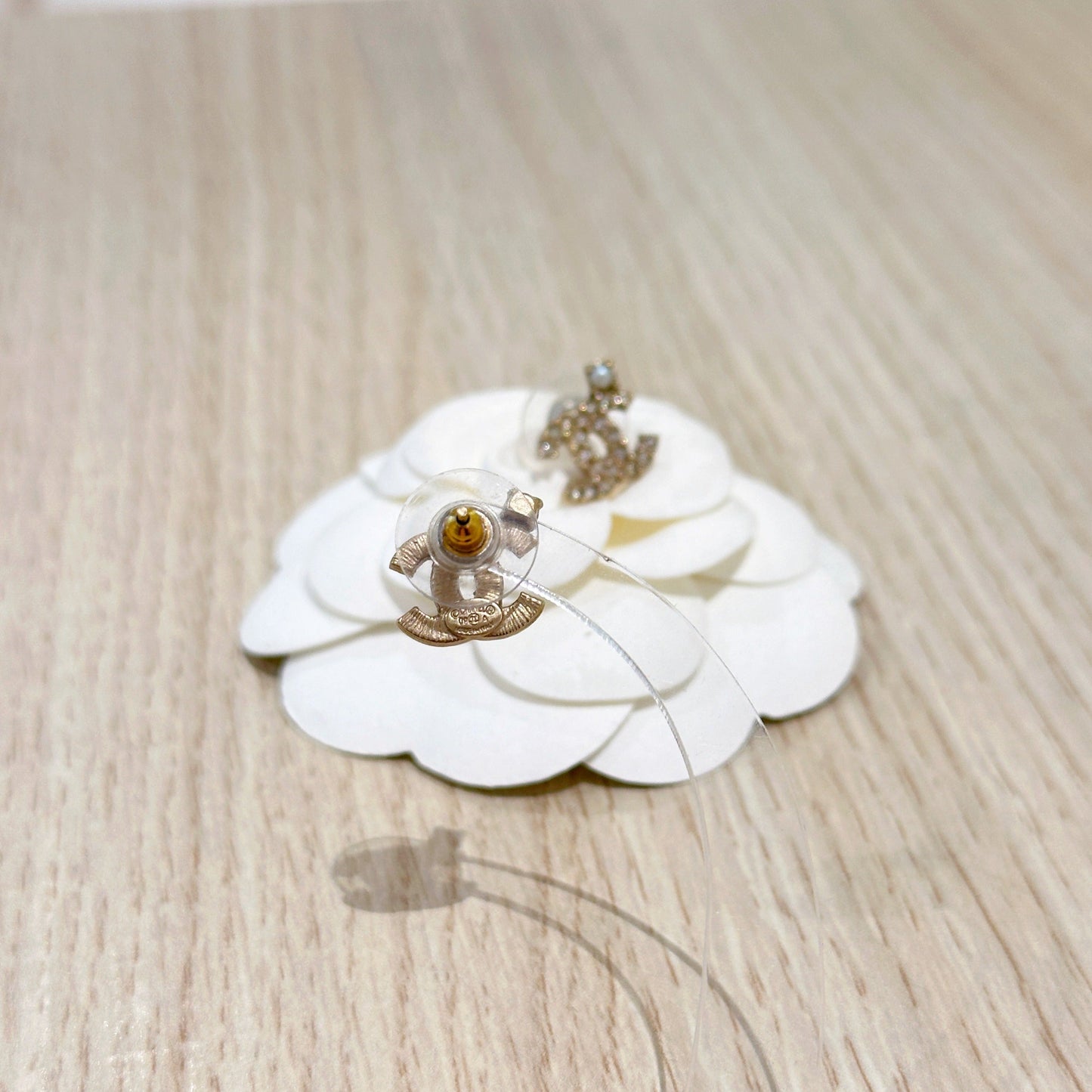 Chanel vintage earring