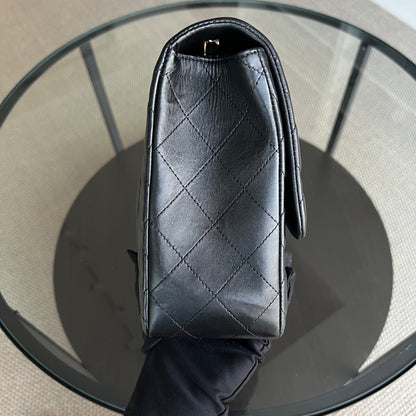 Jumbo Classic Flap Single Flap Quilted Lambskin Black Gold Hardware