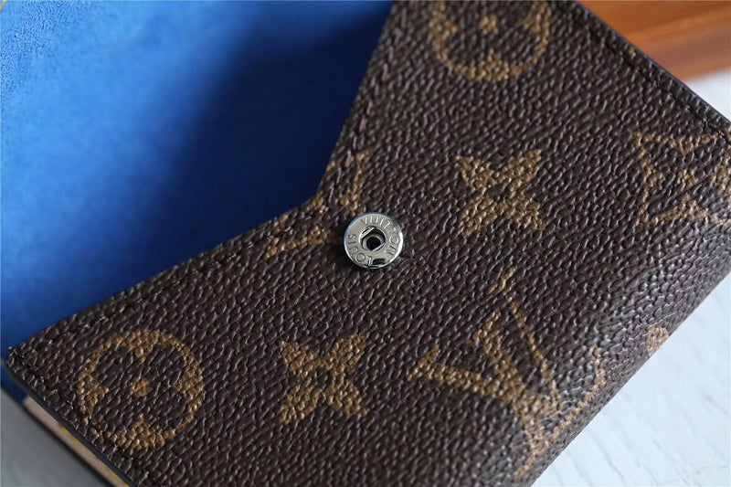 Franco Shops - Louis Vuittons  - 9176