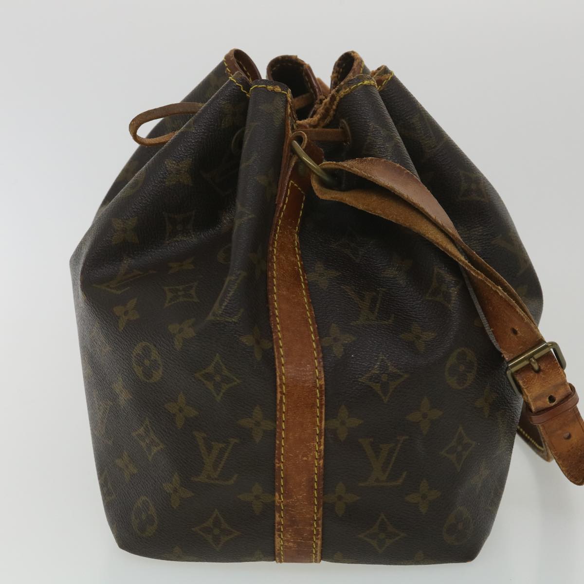 LOUIS VUITTON Monogram Petit Noe Shoulder Bag M42226 LV 38442