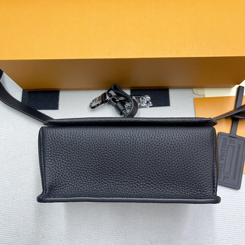 Franco Shops - Louis Vuittons  - 9969
