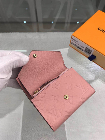 Franco Shops - Louis Vuittons  - 9153