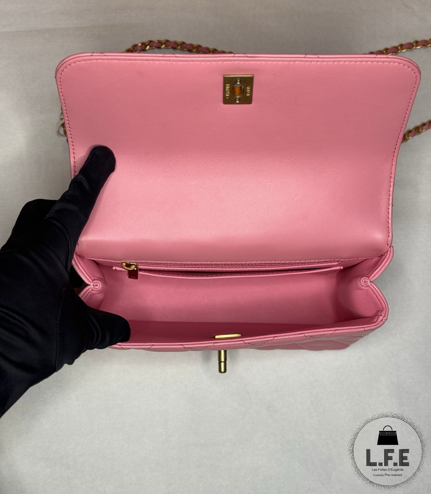 Chanel - Sac rabat avec poignée