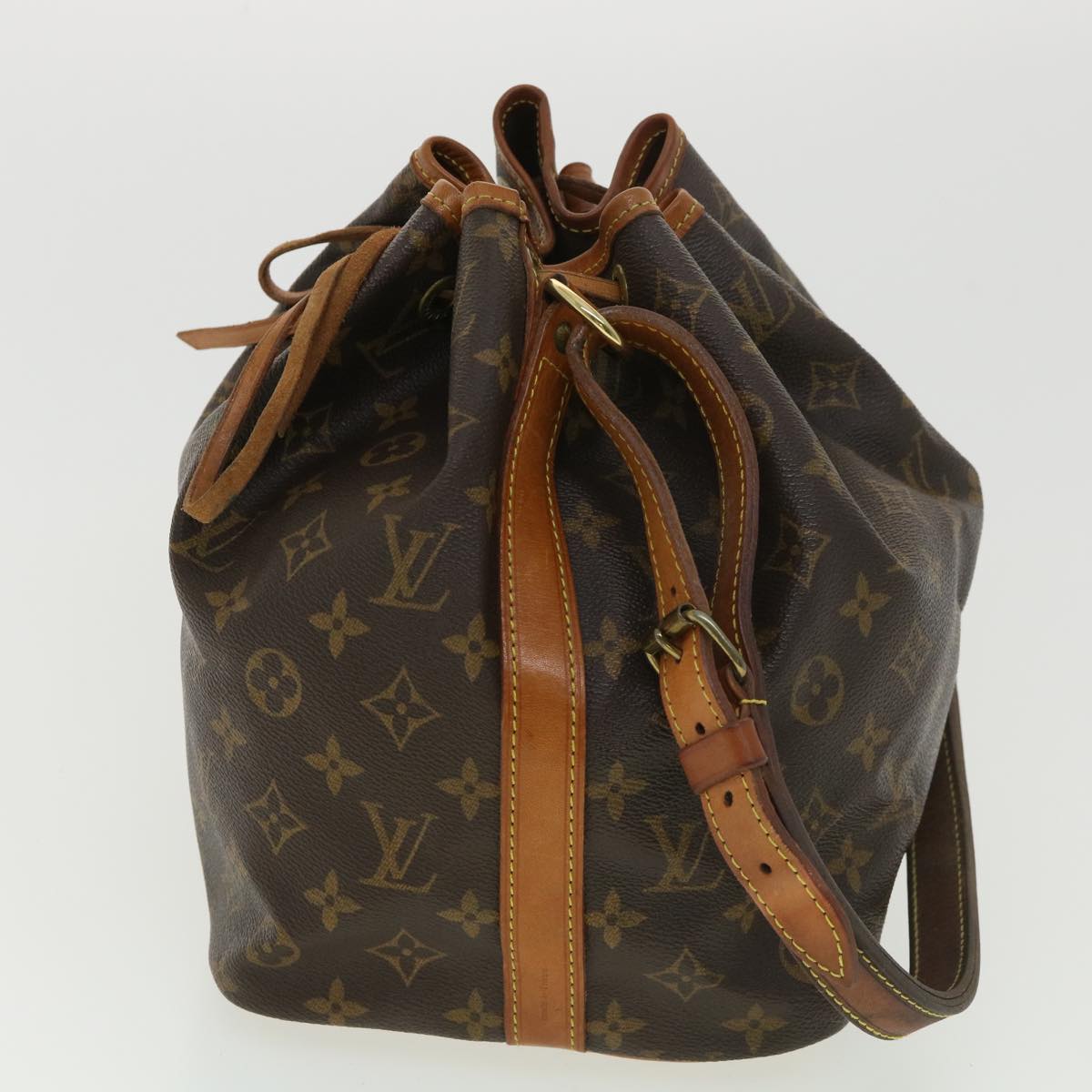 LOUIS VUITTON Monogram Petit Noe Shoulder Bag M42226 LV 39246