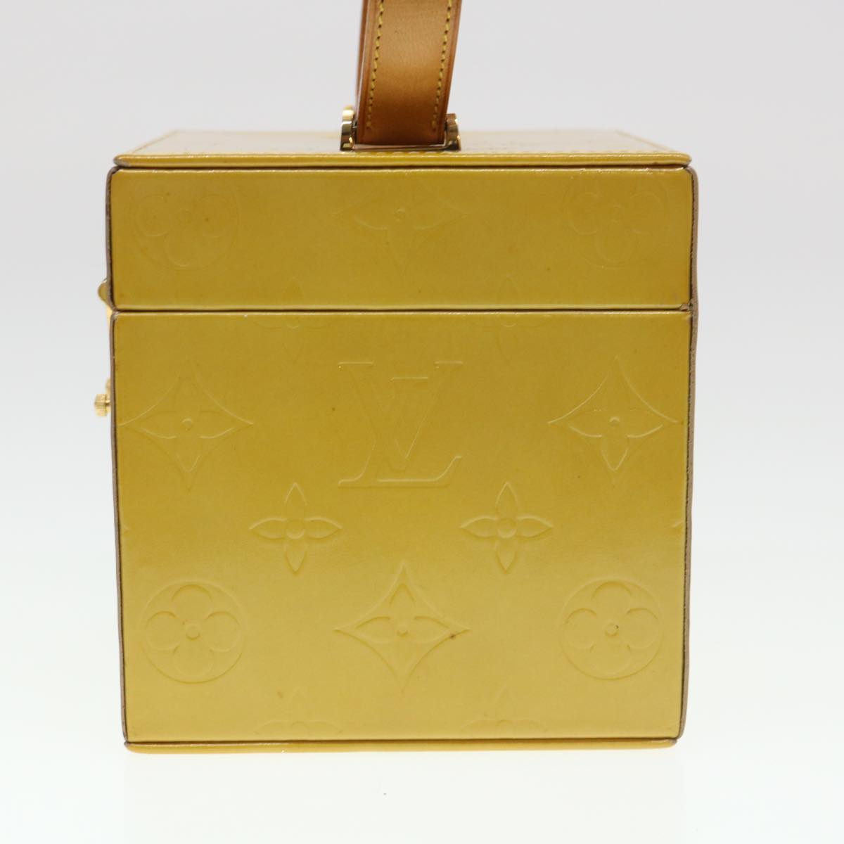 LOUIS VUITTON Monogram Vernis Bleecker Cosmetic Pouch Beige M91002 39256