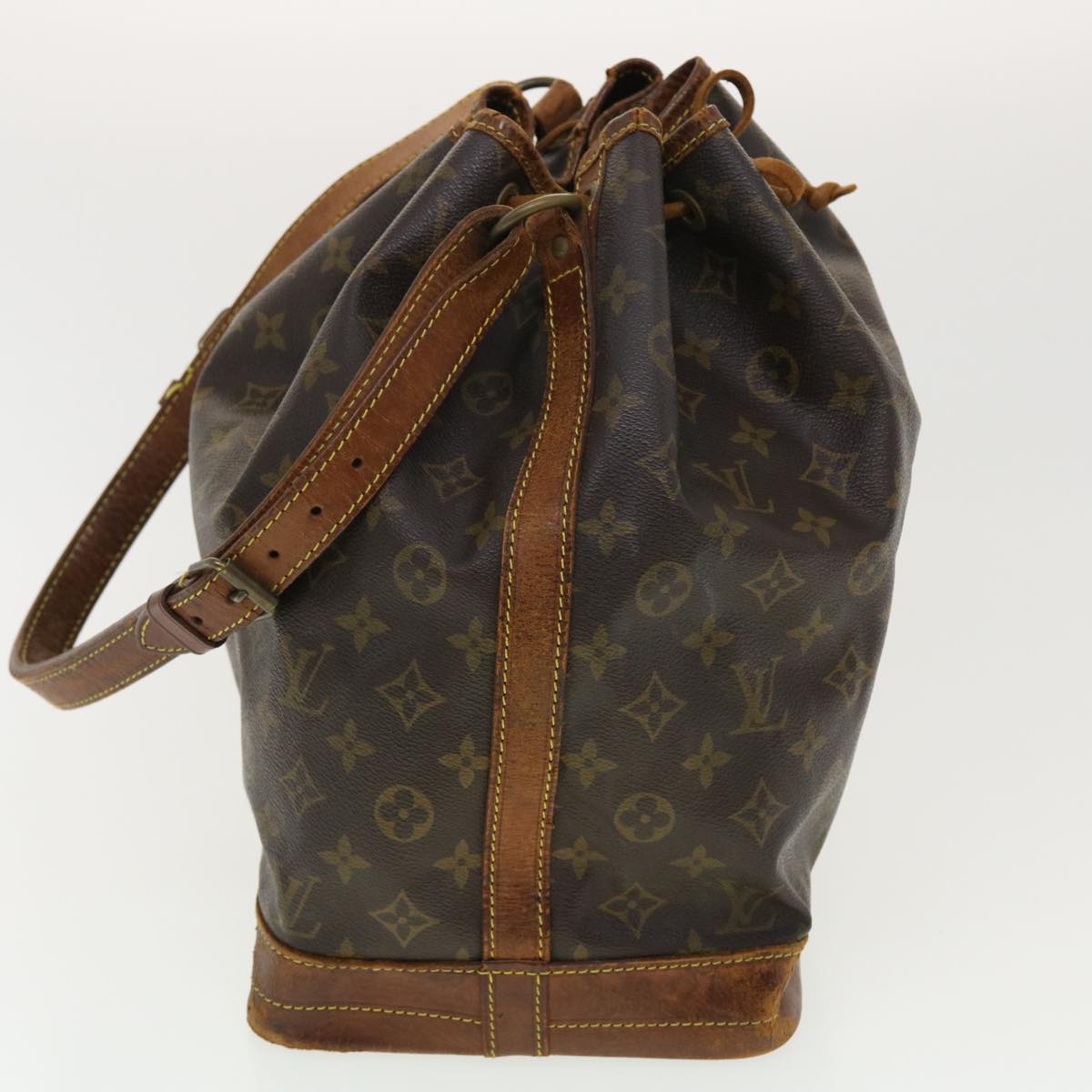 LOUIS VUITTON Monogram Noe Shoulder Bag M42224 LV 39449