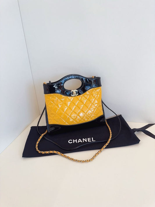 Chanel bag mini chip bag *cm yellow