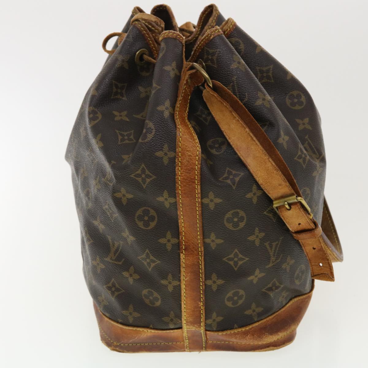 LOUIS VUITTON Monogram Noe Shoulder Bag M42224 LV 39827