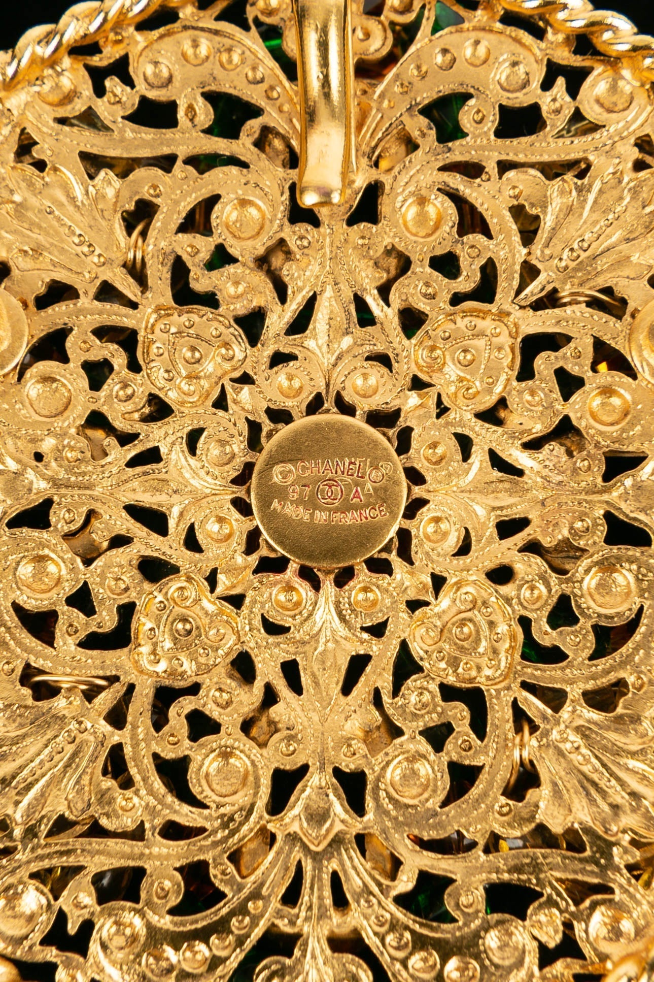 Collier pendentif Chanel 1997