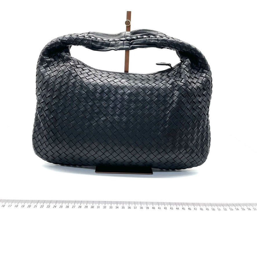 Bottega Veneta Intrecciato Hobo Bag Medium Black Lambskin leather