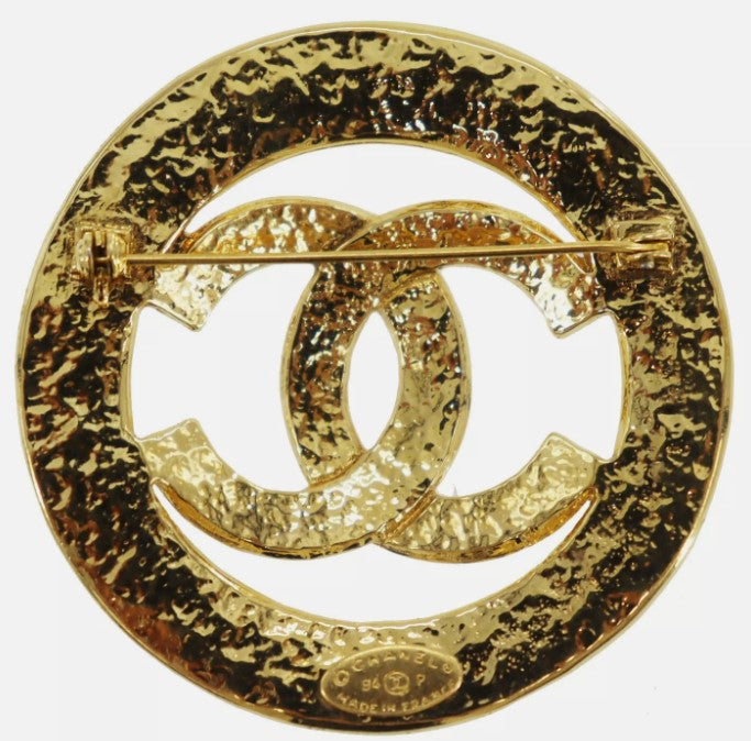 CHANEL CC Logos Circle  Pin Brooch Gold Plated 94P France Vintage #CD699 S