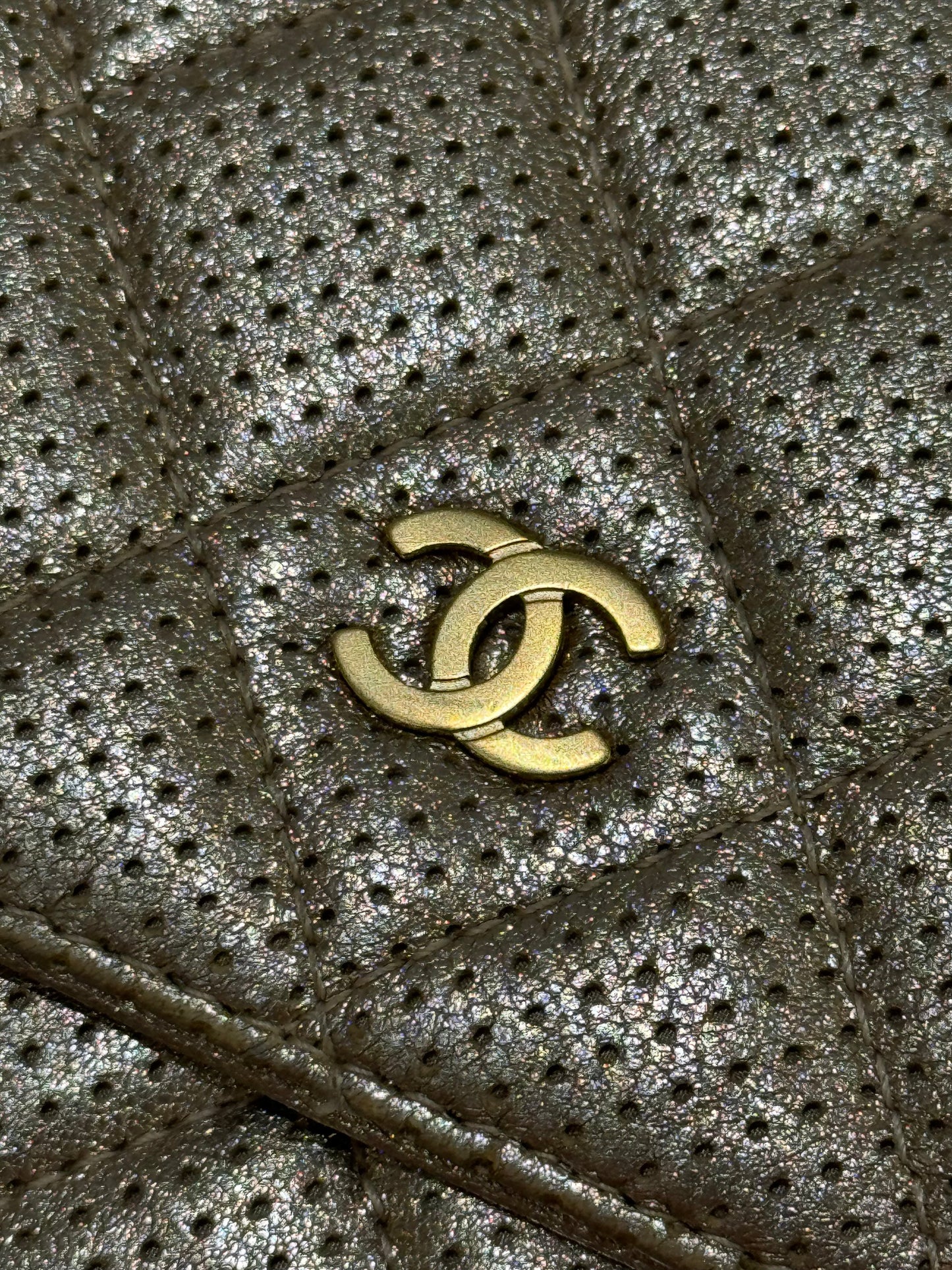 CHANEL WALLET ON CHAIN CHAMPAGNE