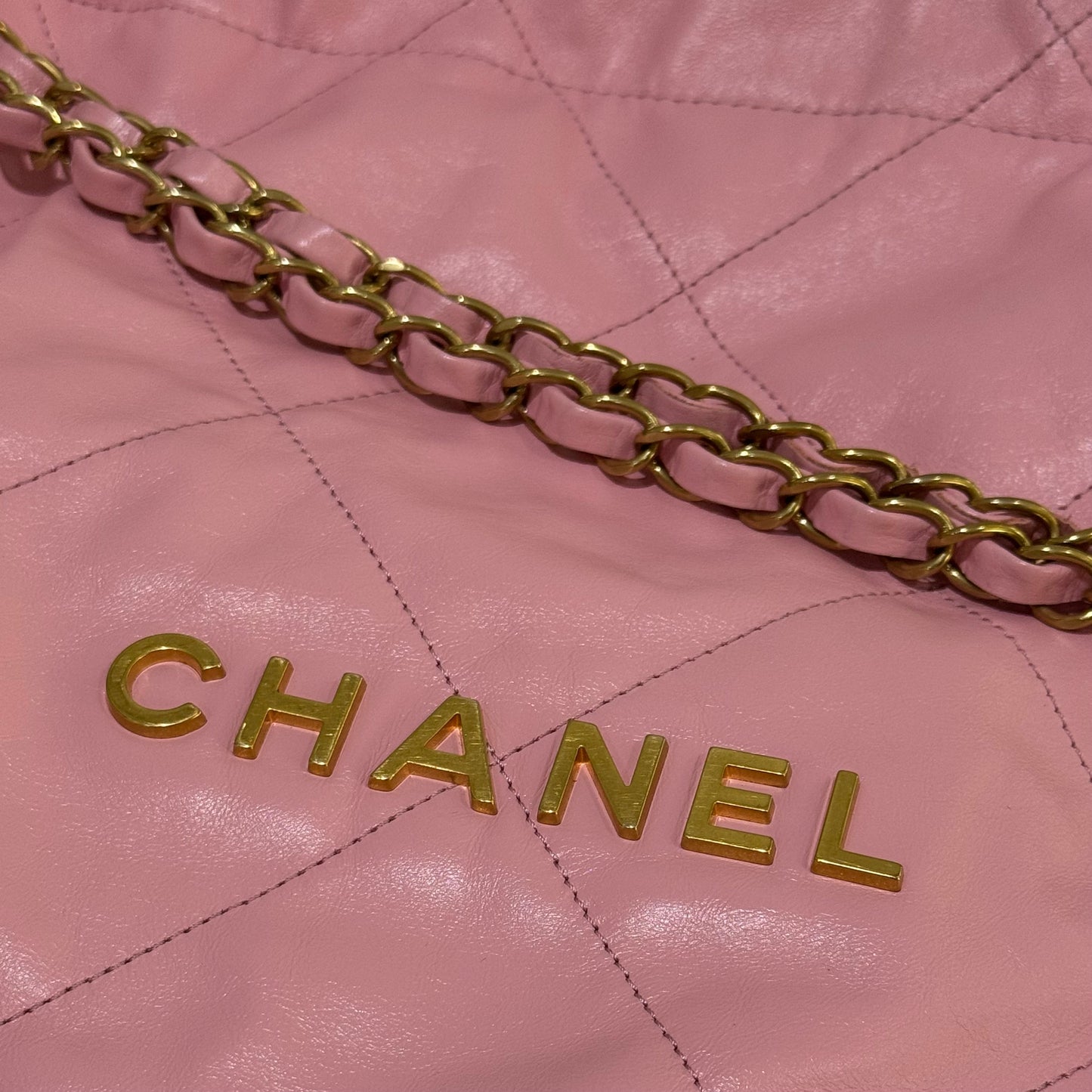 CHANEL 22 BAG SMALL PINK