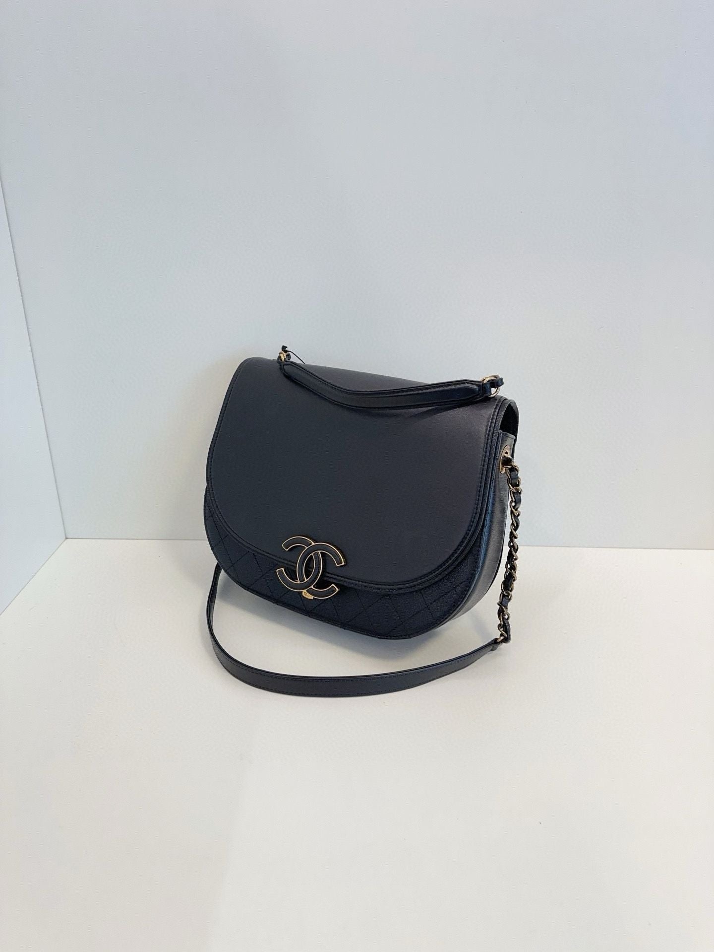Chanel Saddle bag xcm black