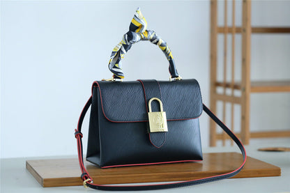 The Franco Shops - Louis Vuittons  - 7815