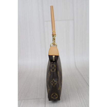 Rank SA ｜      LV Monogram Pochette Accessoires    ｜082808