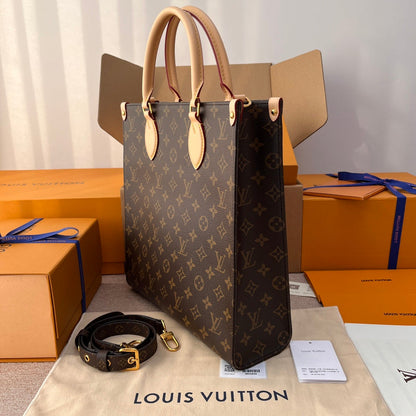 Franco Shops - Louis Vuittons  - 15835